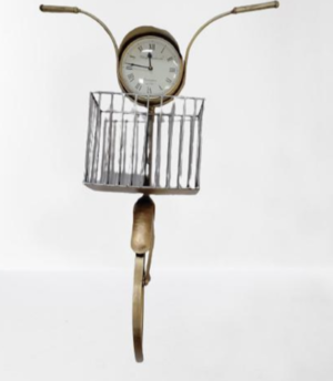 WATCH WITH CYCLE BASKET