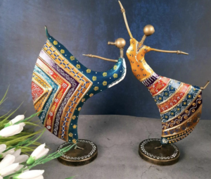 DANCING DOLL S2 DECOR