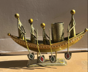 4 MAN BOAT PEN STAND (B)